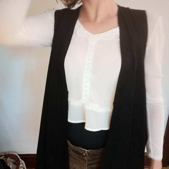 Pretty long sleeve Lace Shirt - Picture 4 of 6